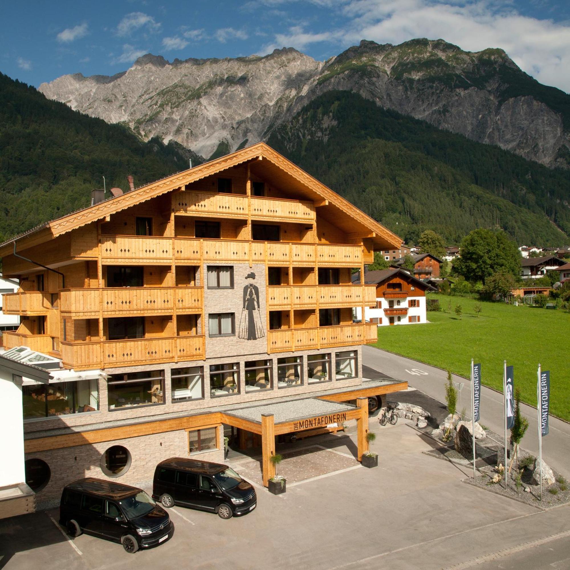 Hotel Die Montafonerin Vandans Exterior photo